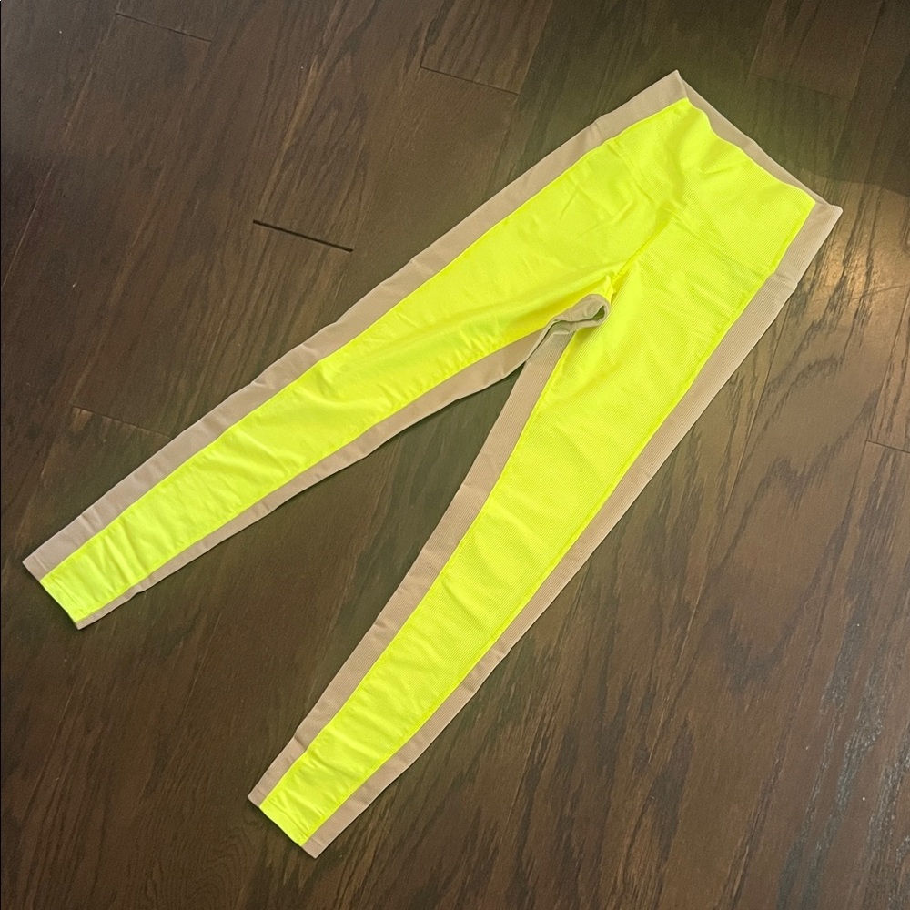 Beach Riot Neon Yellow and Tan